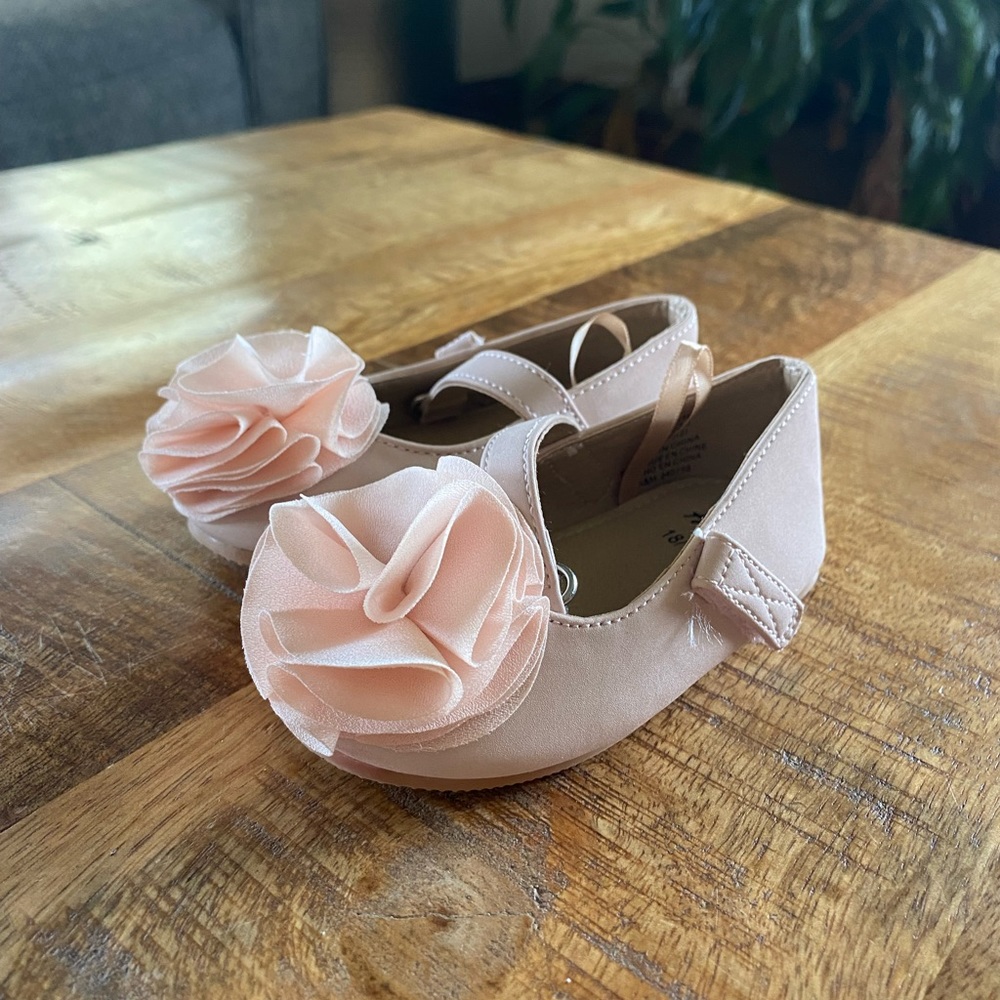 H&M Toddler Girl Dress Shoes pink Flower